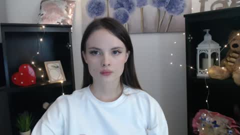Snapshot of a_ariella_ chatting on September 24, 12:34 pm a_ariella_ online show from September 24, 12:34 pm