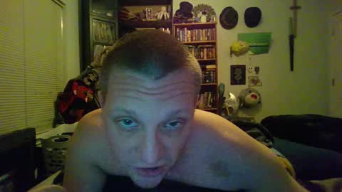 Snapshot of a_bored_dragon chatting on March 5, 9:49 am A Bored Dragon online show from March 5, 9:49 am