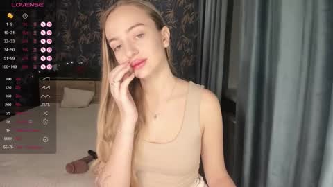 Adelina online show from December 22, 2:13 pm