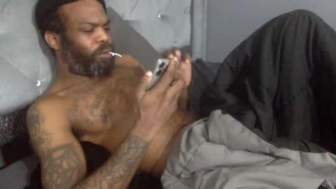 a_rizzy85 online show from February 22, 8:00 pm