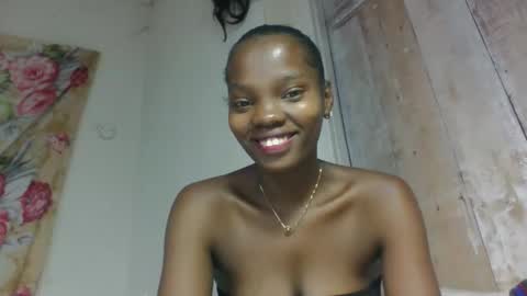 aadienne online show from May 7, 6:42 am