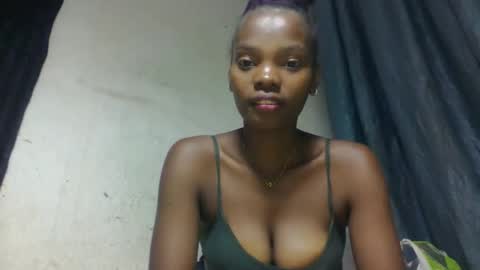 aadienne online show from May 10, 12:22 pm