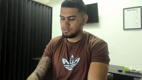 ig aaron hunter123 online show from February 24, 2:20 pm