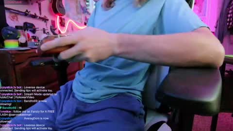 Aaron Skeetman online show from April 16, 4:56 am