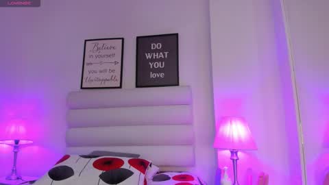 abbey_walker online show from January 8, 11:27 am