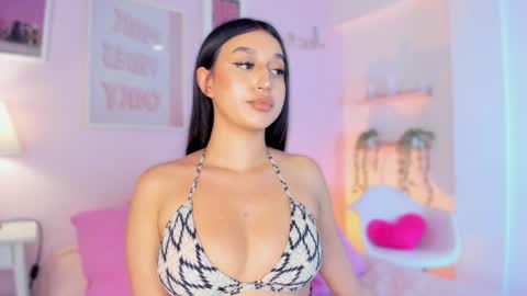 Snapshot of abbie_foxxx chatting on February 5, 7:53 pm abbie online show from February 5, 7:53 pm