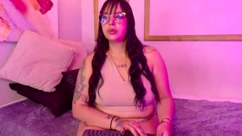 Abbie  online show from June 18, 11:26 am