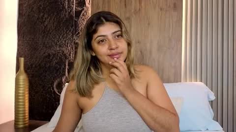Snapshot of abby_millerr_ chatting on October 20, 12:32 pm Abbygail online show from October 20, 12:32 pm