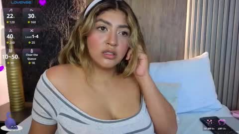 Snapshot of abby_millerr_ chatting on September 23, 3:50 pm Abbygail online show from September 23, 3:50 pm