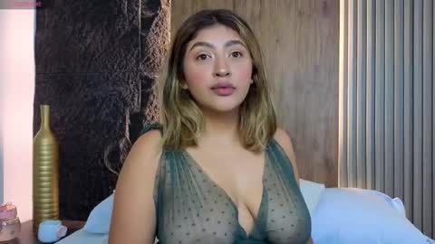 Snapshot of abby_millerr_ chatting on October 15, 12:39 pm Abbygail online show from October 15, 12:39 pm