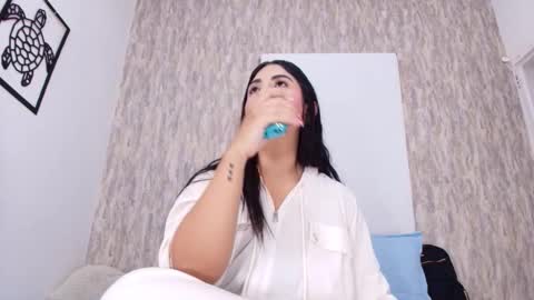 Abby online show from November 24, 7:12 pm