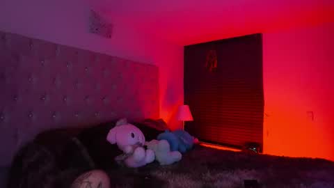 START TRANSMISSION ---- AM COLOMBIA TIME online show from February 15, 11:25 pm