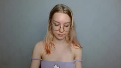 Snapshot of abbymoore__ chatting on January 24, 12:20 pm Abby Lovense is active online show from January 24, 12:20 pm