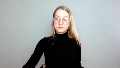 Snapshot of abbymoore__ chatting on March 6, 11:36 am Abby Lovense is active online show from March 6, 11:36 am