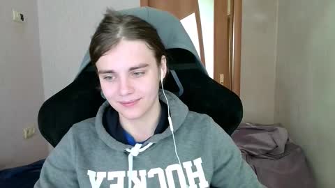 Snapshot of abbysal_blade chatting on September 15, 6:04 am abbysal_blade online show from September 15, 6:04 am