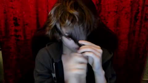 Snapshot of abbysal_blade chatting on December 27, 1:53 am abbysal_blade online show from December 27, 1:53 am