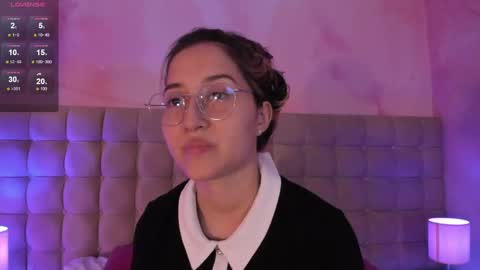 Snapshot of abbysweet1_ chatting on October 4, 7:33 pm Abigail online show from October 4, 7:33 pm