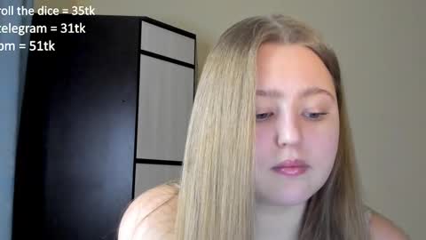 Snapshot of abbywyte chatting on January 25, 1:19 pm Abby Stream at Sat Sun Mon Fri online show from January 25, 1:19 pm