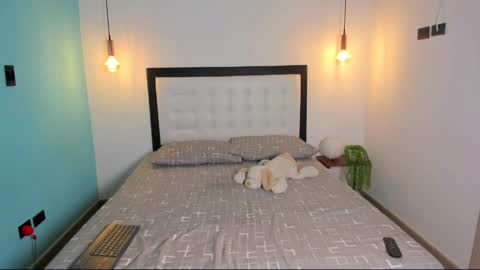  Abella and Kendra  online show from February 28, 10:39 pm