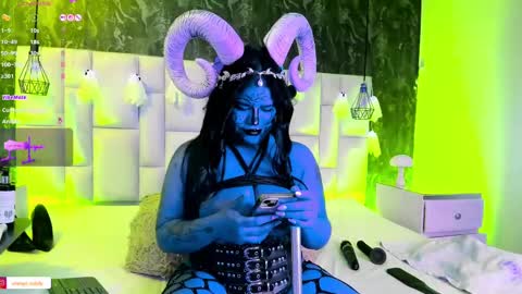 aberachmackay online show from October 8, 10:54 am