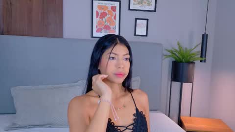 abiehils online show from March 30, 11:43 am