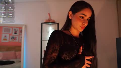 Abigail online show from March 17, 10:04 pm