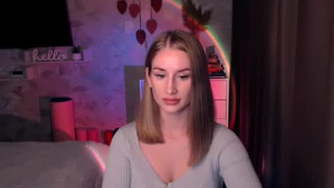 Anna online show from October 7, 4:14 pm