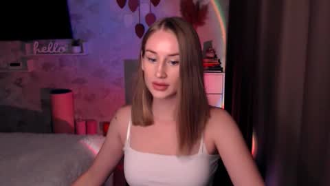 Anna online show from October 5, 8:16 pm