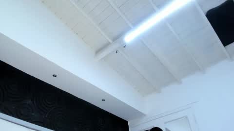 Snapshot of abigailwilliams_ chatting on October 6, 11:17 am Abigail online show from October 6, 11:17 am