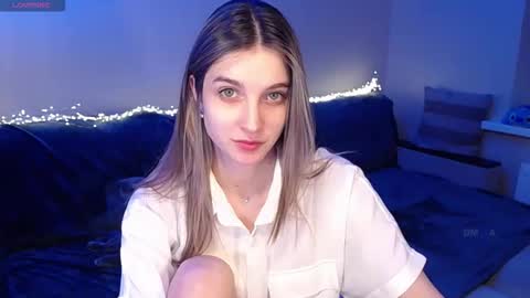 Abigail online show from March 21, 4:44 pm