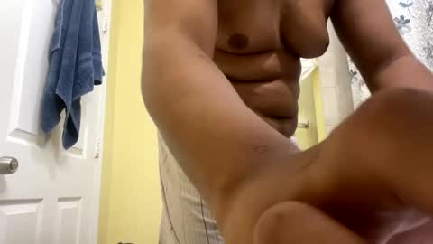 aboveaverage39 online show from September 28, 12:25 pm