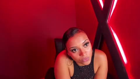 Abril jones online show from January 18, 5:59 pm