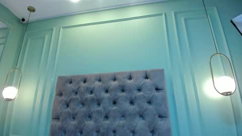 Abril jones online show from February 7, 11:23 am