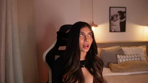 My name is Alexa. Please say hello I like to chat with you. If you have requests please use tip online show from April 5, 12:07 am