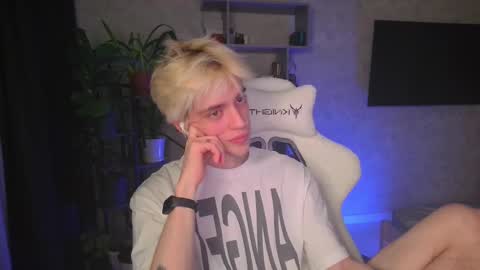 abslut online show from December 4, 3:44 pm