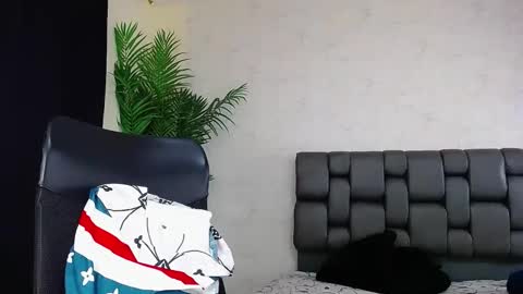 Snapshot of ace_owens chatting on December 3, 10:12 pm ace_owens online show from December 3, 10:12 pm