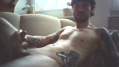 achix2704 online show from February 22, 12:52 pm