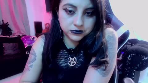 Alice online show from May 13, 3:05 am