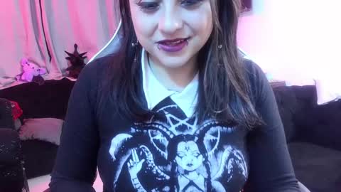 Alice online show from May 12, 2:53 am