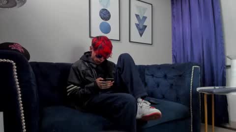 Acid Milo online show from December 30, 4:07 pm