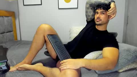 adam clarke online show from December 5, 5:39 am