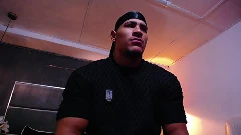 adam_fit19cm online show from March 9, 2:32 pm