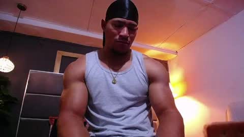 adam_fit19cm online show from April 18, 1:57 pm