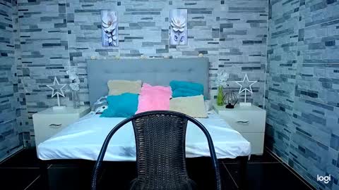 adam hot11 online show from October 7, 10:39 pm