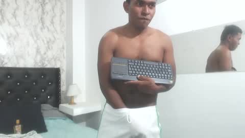 Snapshot of adam_morgan2 chatting on September 14, 2:14 am adam_morgan2 online show from September 14, 2:14 am