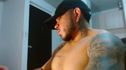 adam shilder7 online show from April 23, 11:50 pm