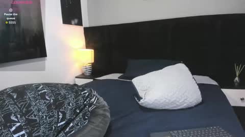 adam_walker_1 online show from April 28, 2:43 pm
