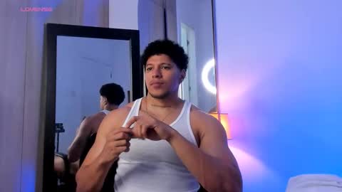 adambrocs1 online show from March 8, 3:16 pm