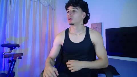 Snapshot of adams_collins_ chatting on October 3, 11:51 am Adams online show from October 3, 11:51 am