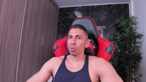 Adan Sin online show from March 18, 5:19 pm